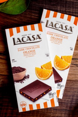 Темный шоколад LACASA с засахаренной апельсиновой цедрой 100 гр.