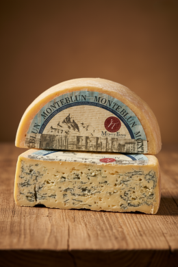 Сыр МонтеБлун "Итальянские традиции"