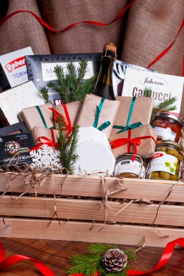 Подарок на Новый год «Под звон бокалов»