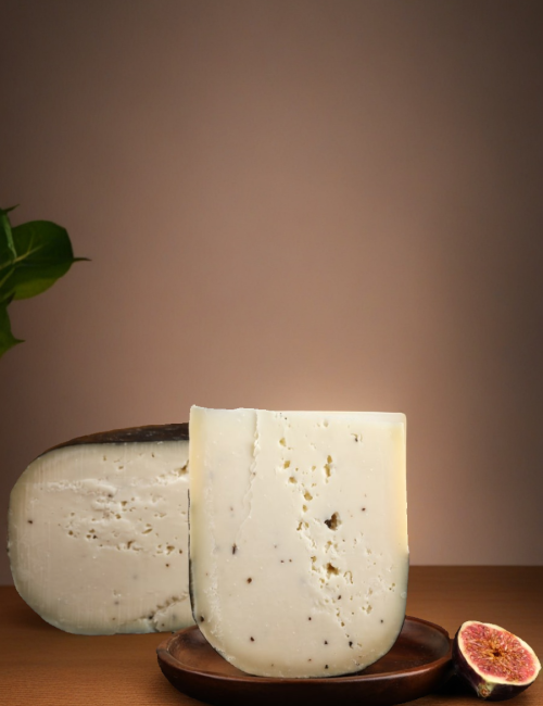 Сыр Гауда из козьего молока с трюфелем "Воронцовские сыры"