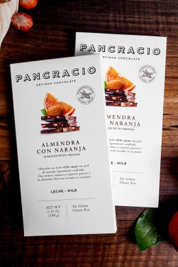 Молочный шоколад с миндалем и апельсином 100 гр.