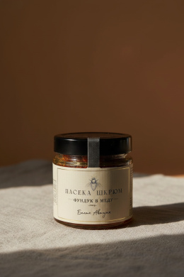 Фундук в меду мини 110 гр.