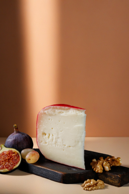 Сыр Гауда из козьего молока "Воронцовские сыры"