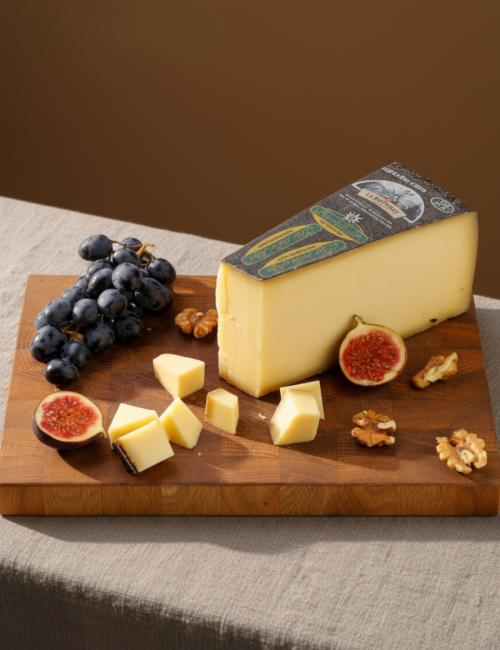 Сыр Фьор дель Альпи, 45% "Margot Fromages S.A"